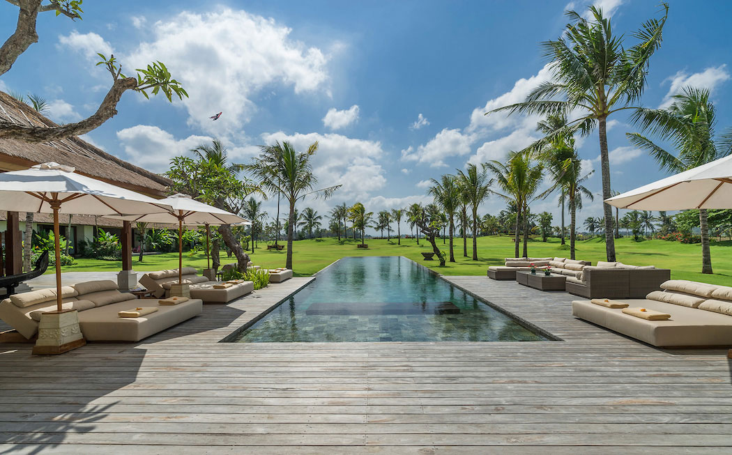 Villa-Kaba-Kaba-Estate-Bali---Pool-deck