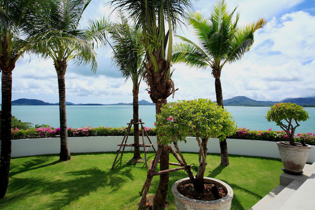 Villa-Kalipay-Phuket-Cape-Yamu-garden