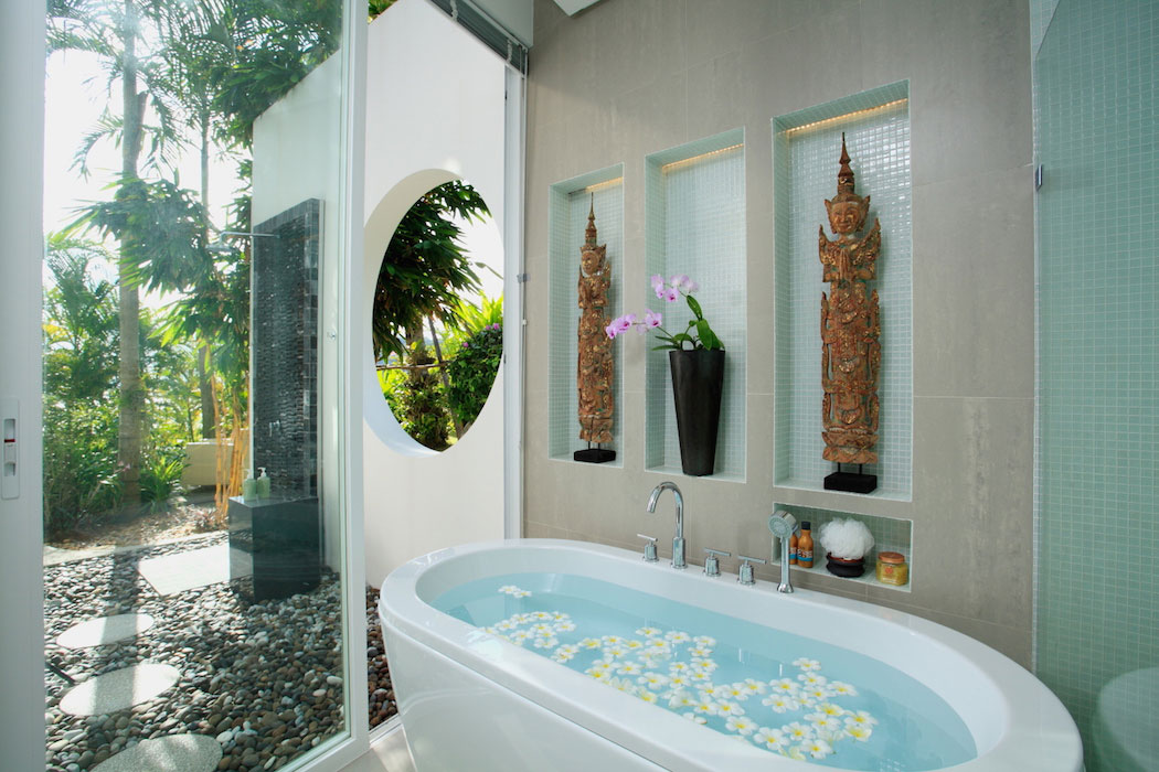 Villa-Kalipay-Phuket-Cape-Yamu-master-bathroom