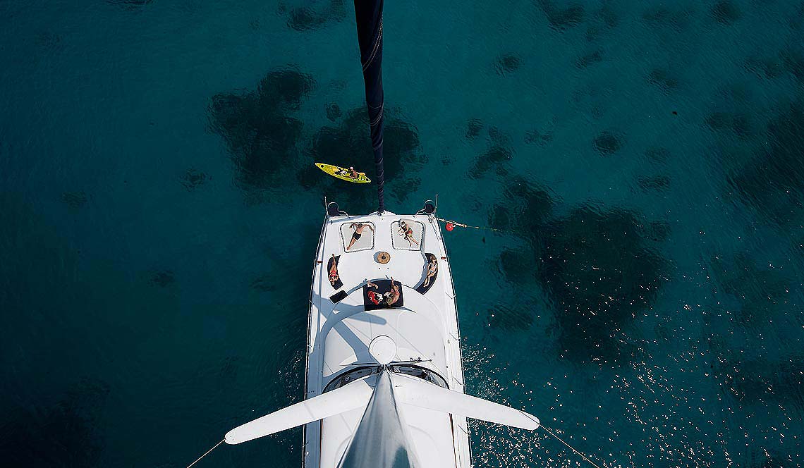 middle-deck-16-shangani-phuket-yacht-charter