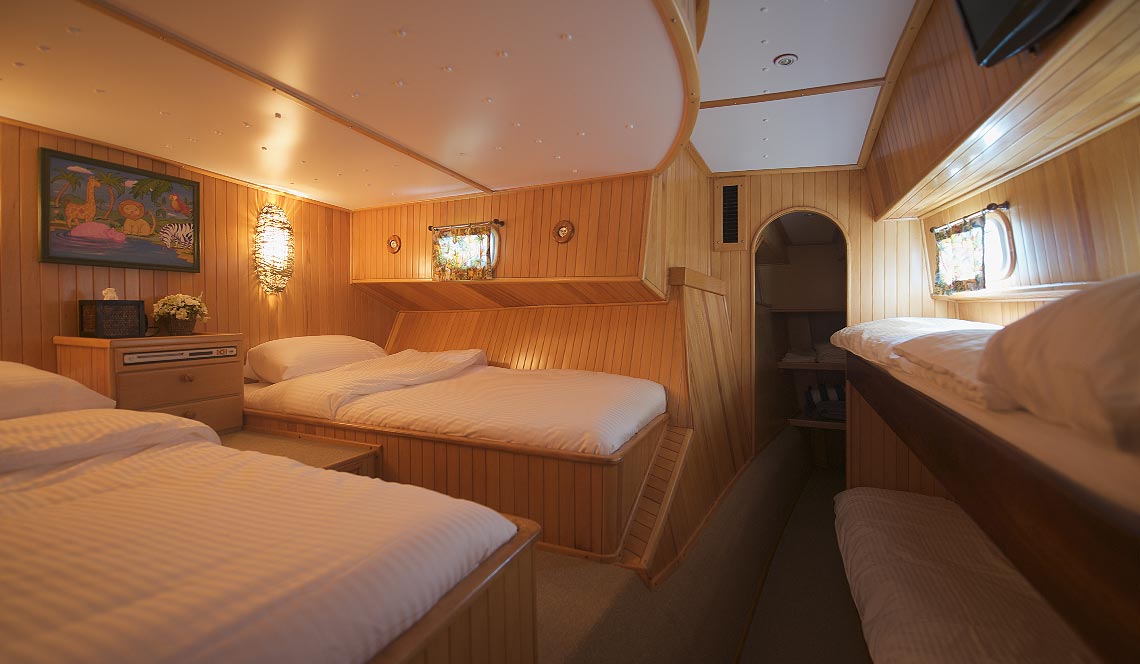 shangani-jungle-room-yacht-cabin