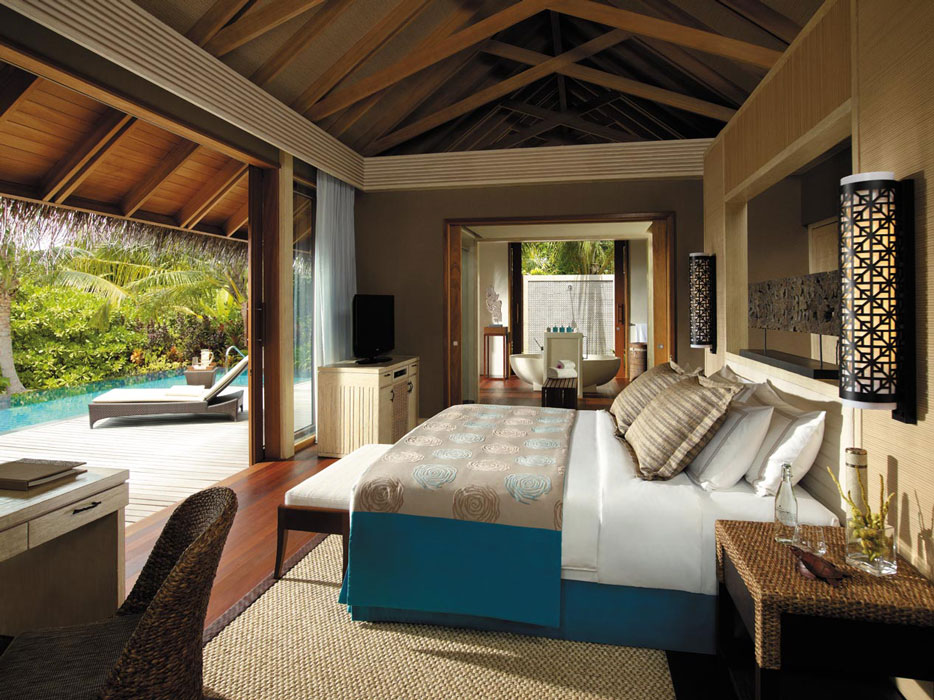 Shangri-La's Villingili Resort & Spa-Beach-Villa-bedroom