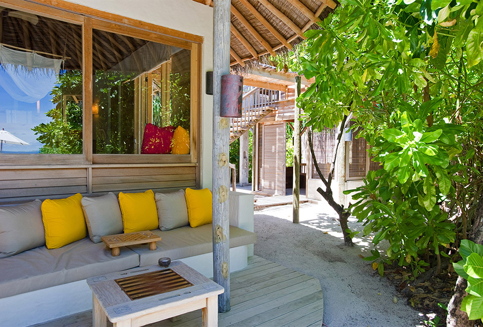 Six Senses Laamu 975x660_beach_villa_exterior