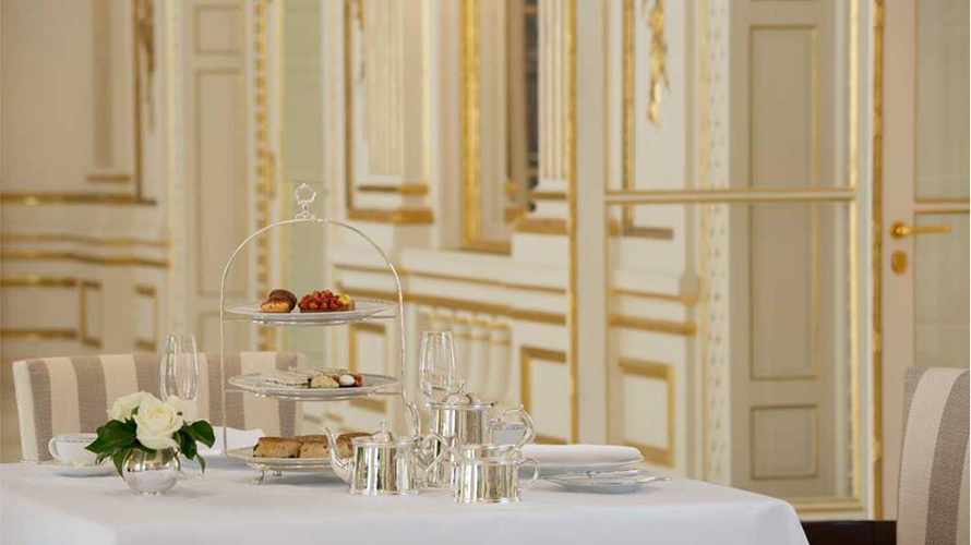 The-Peninsula-Paris-aft_tea