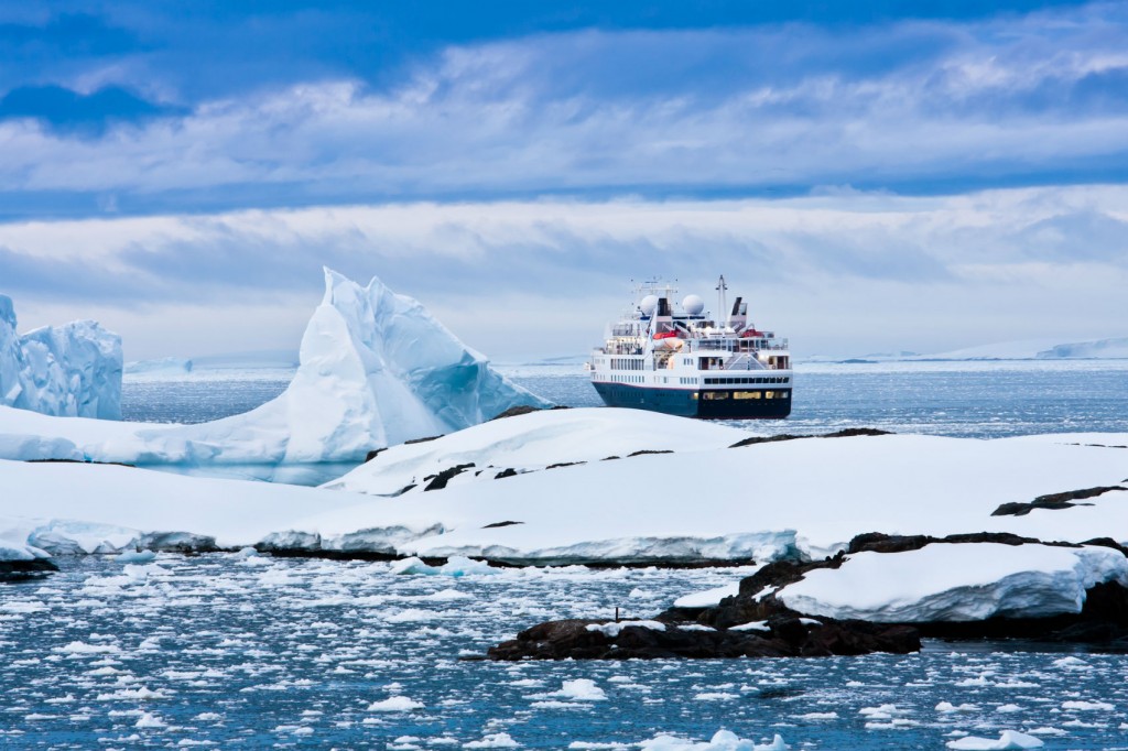 Big cruise ship Antartic Waters