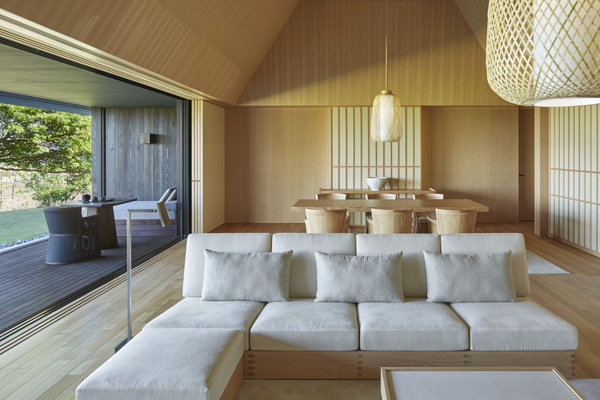 RS2887_Amanemu - Villa living room -scr