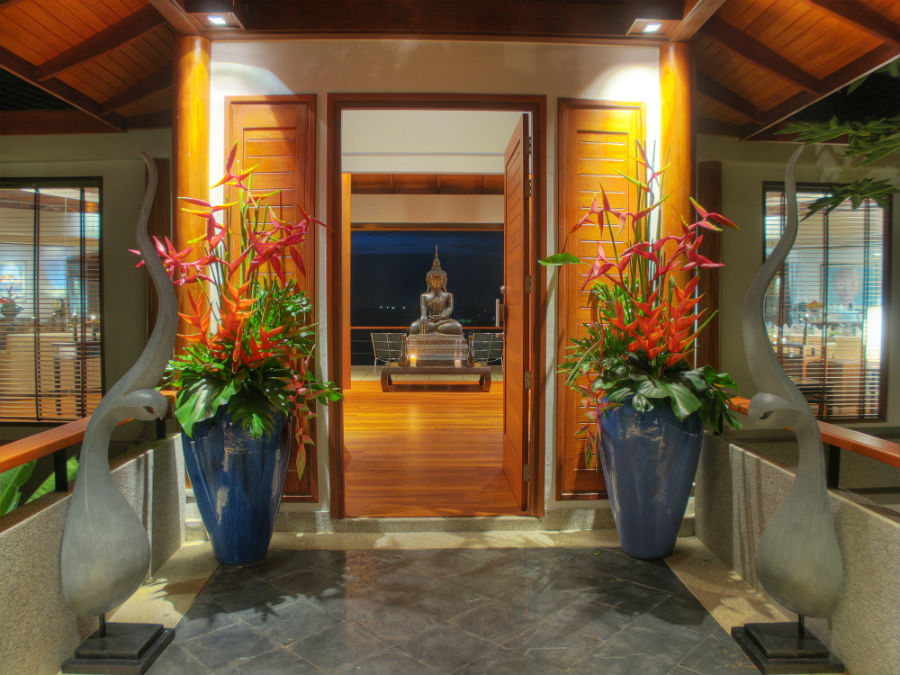Villa Rak Tawan Entrance