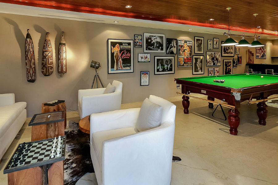Have some fun time at the games room