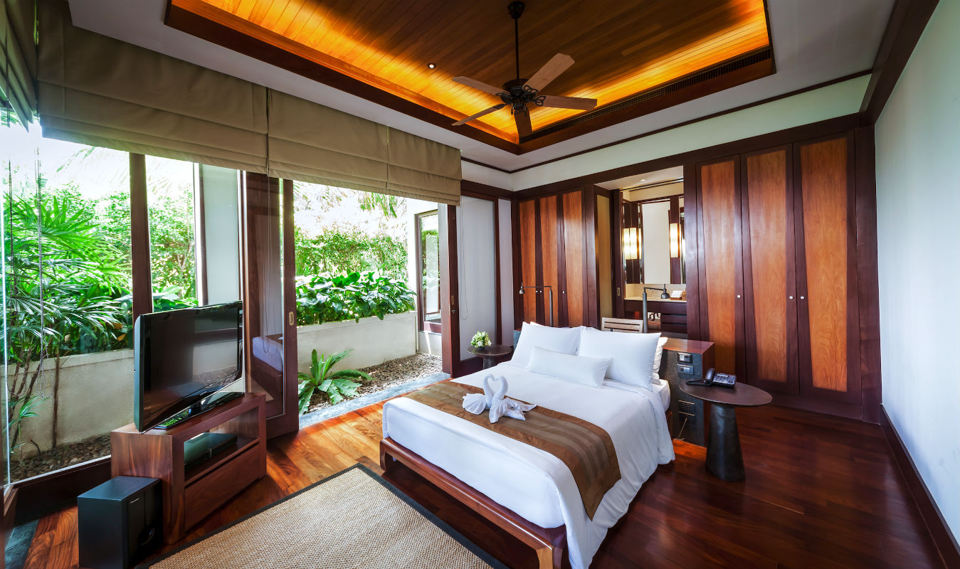 villa-horizon-phuket-bed-2