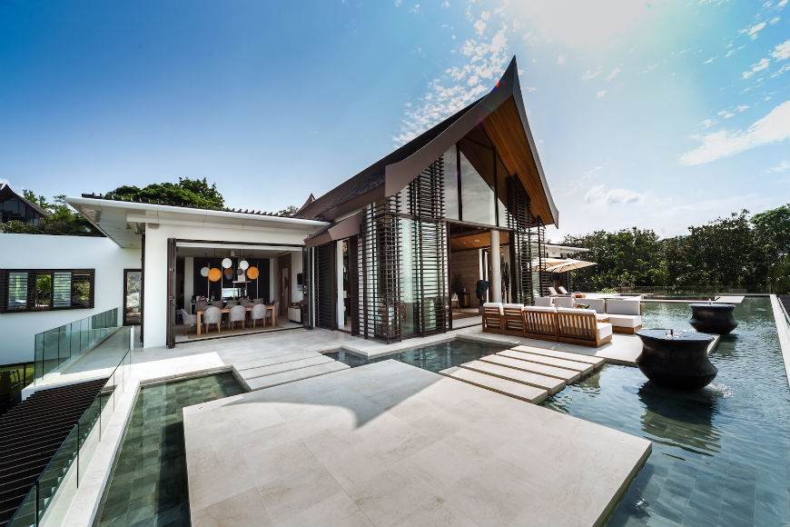 outside-10-amarapura-phuket-luxury-villa