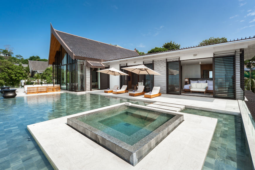 outside-11-amarapura-phuket-luxury-villa