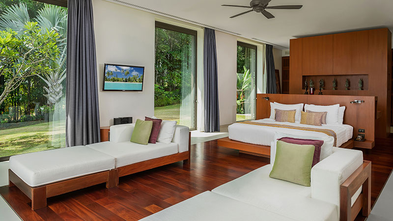 25-Villa-Padma-Phuket-Master-Bedroom
