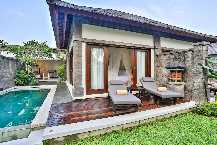 9-pool-deck-one-bedroom-pool-villa-royal-tulip-visesa-bali