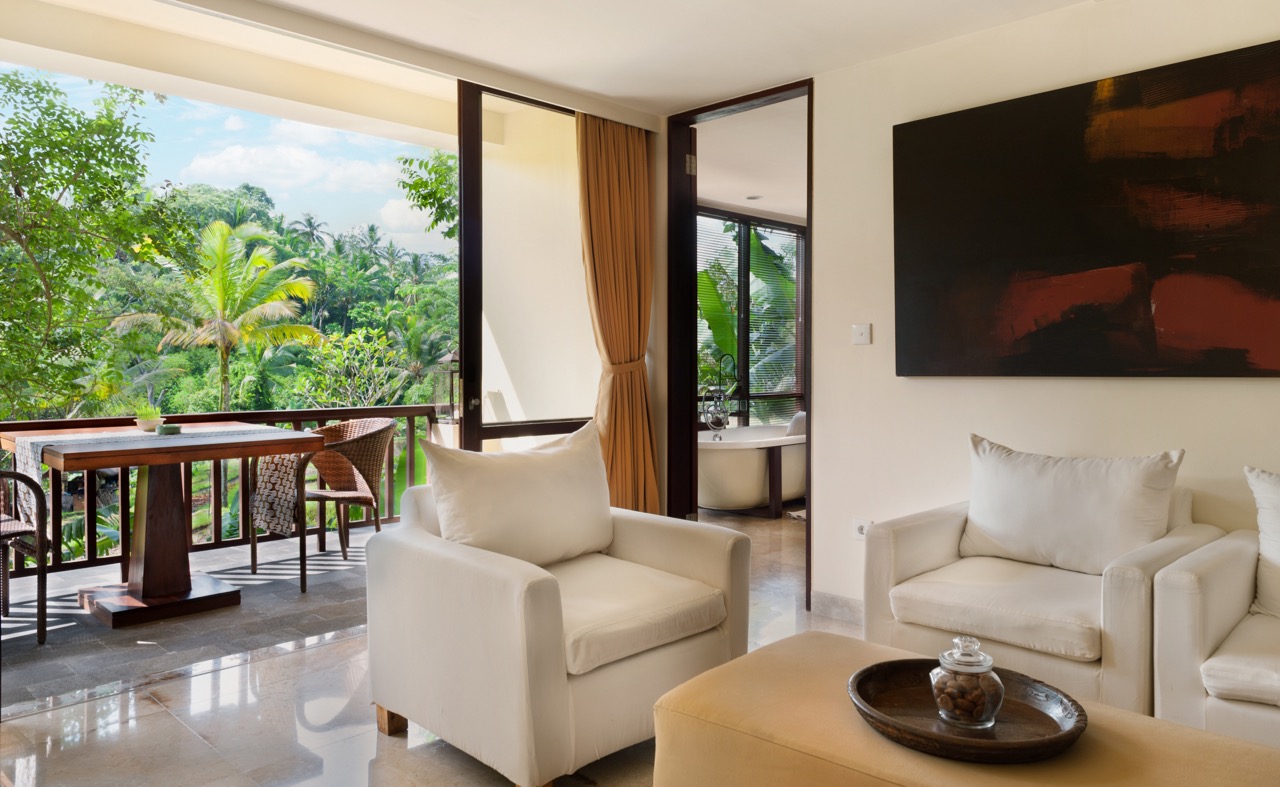 komaneka-at-bisma-family-suite-living-room-1