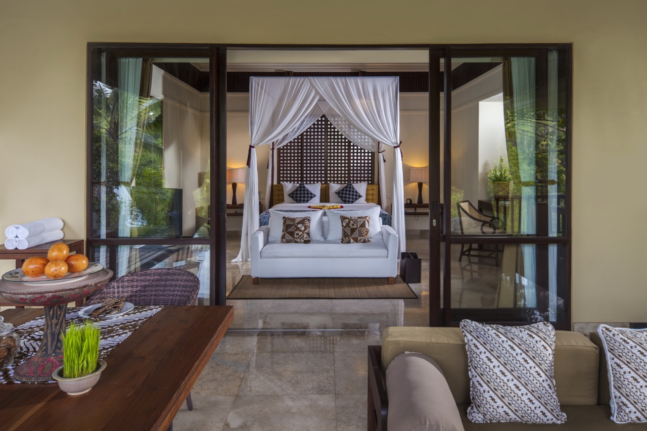 komaneka-at-bisma-one-bedroom-pool-villa-bedroom-view