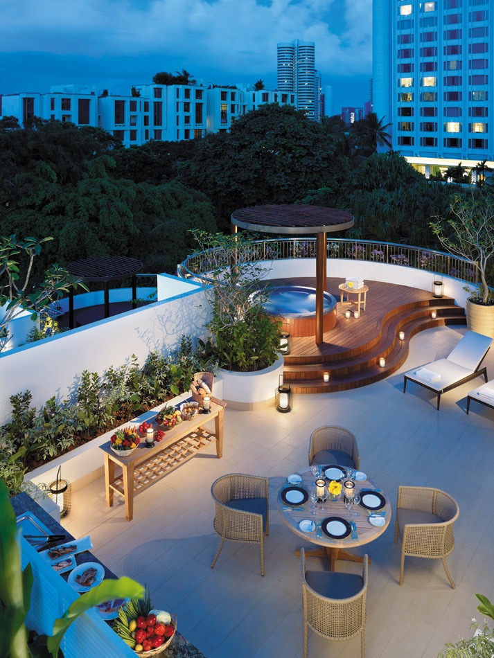 Shangri-La-Singapore-Garden-Wing-Premier-Balcony-Suite–Terrace2
