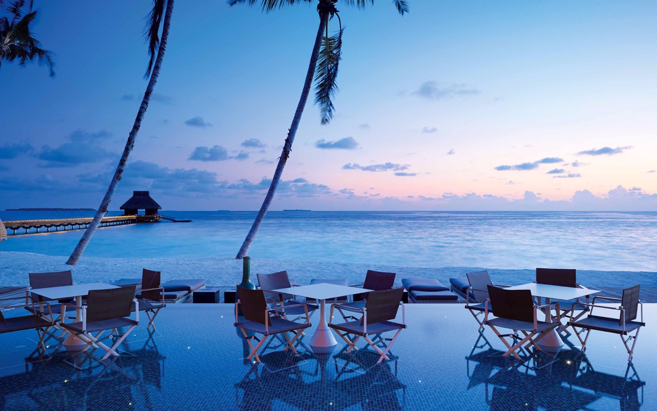 Velaa Private Island Maldives Beach Restaurant