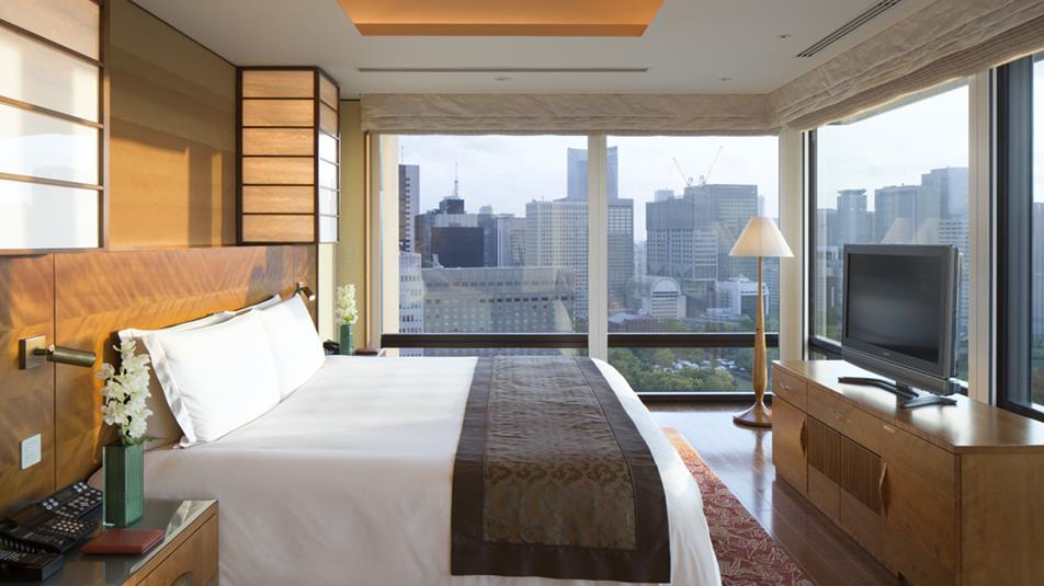 the-peninsula-tokyo-hibiya-suite-bedroom