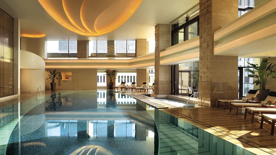 the-peninsula-tokyo-the-peninsula-spa-pool